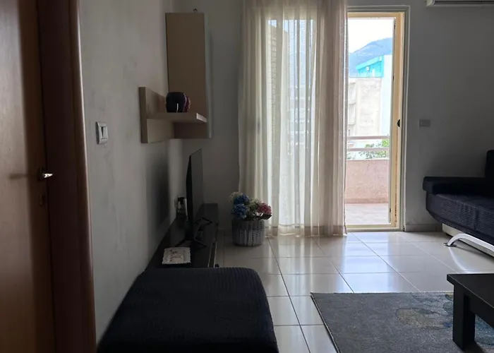 Apartament Smart Rent 3 *